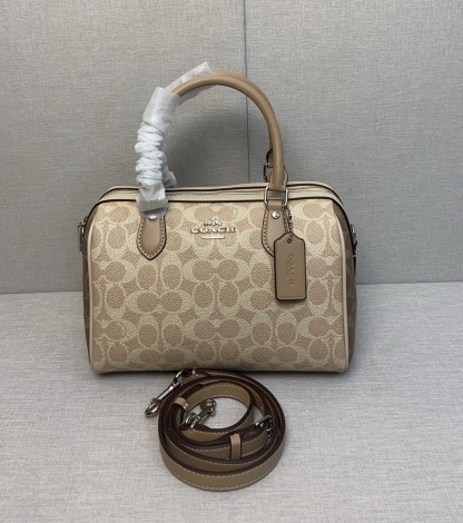 コーチ「Coach」 Rowan レザー ボストンバッグ