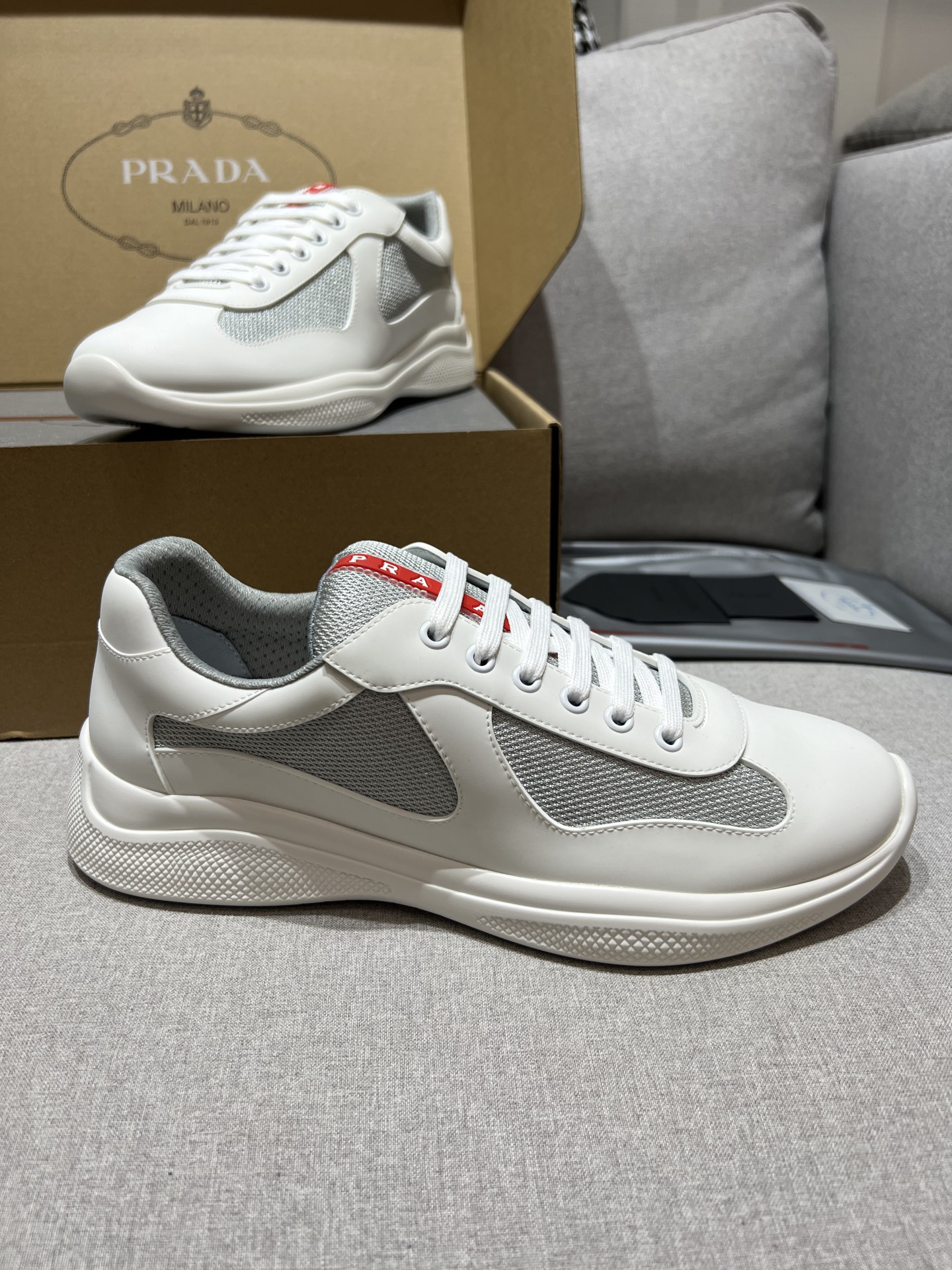 プラダ「Prada」プラダ アメリカスカップ スニーカー / ユニセックスレザースニーカー