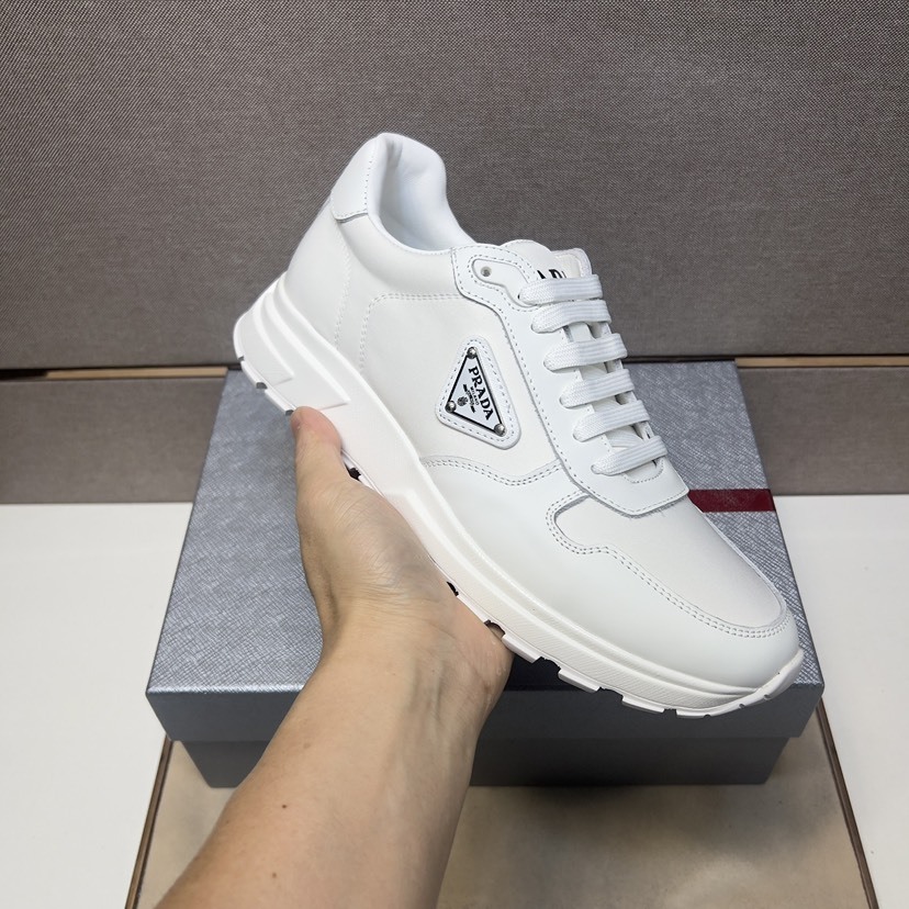 プラダ「Prada」プラダ プレミアムスニーカー (2026年春夏モデル) / レザースニーカー