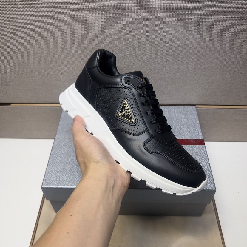 プラダ「Prada」プラダ プレミアムスニーカー (2026年春夏モデル) / レザースニーカー