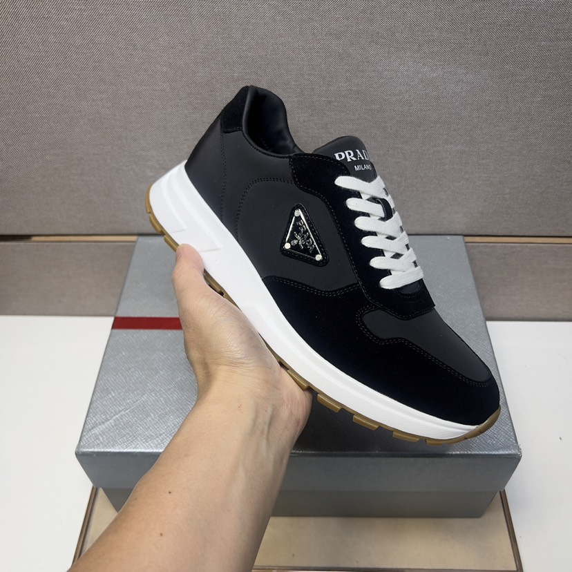 プラダ「Prada」プラダ プレミアムスニーカー (2026年春夏モデル) / レザースニーカー
