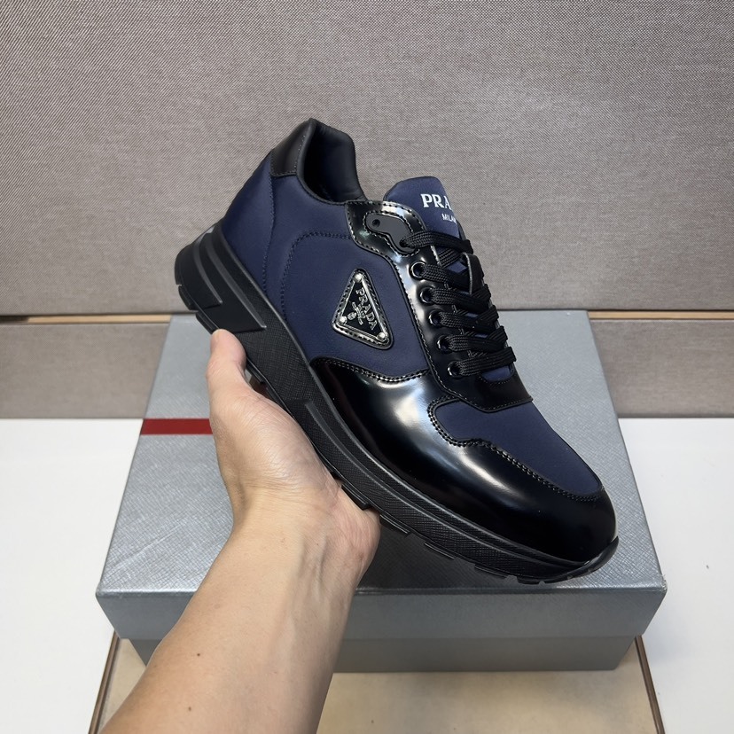 プラダ「Prada」プラダ プレミアムスニーカー (2026年春夏モデル) / レザースニーカー