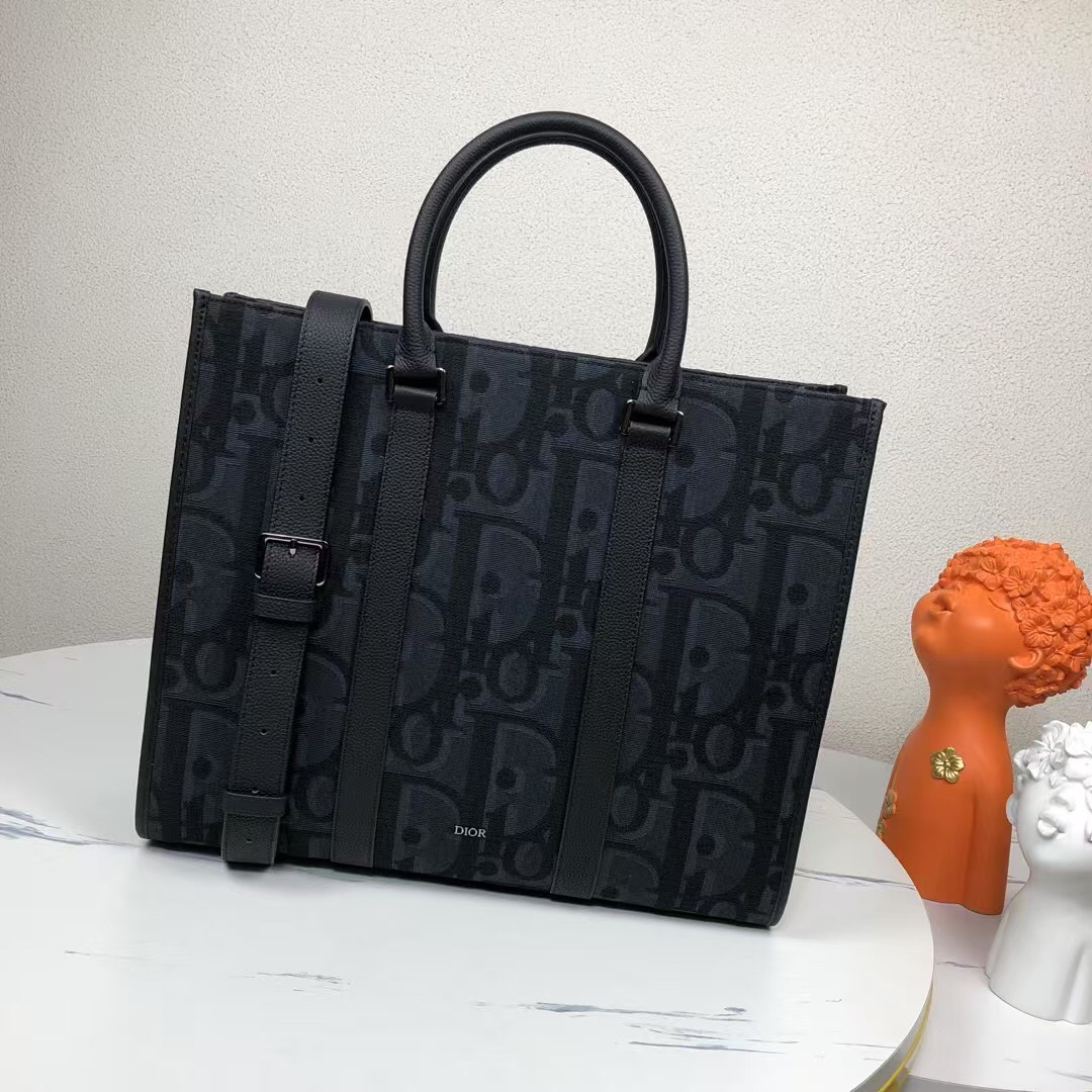 ディオール「Dior」Bobby East-West ハンドバッグ