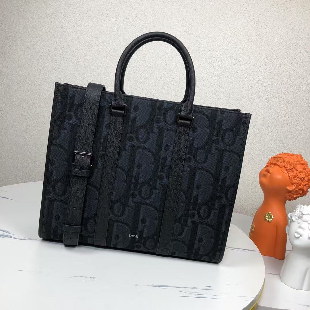 ディオール「Dior」Bobby East-West ハンドバッグ