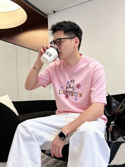 ルイ・ヴィトン「Louis Vuitton」ロゴプリントTシャツ / ショートスリーブ クルーネック