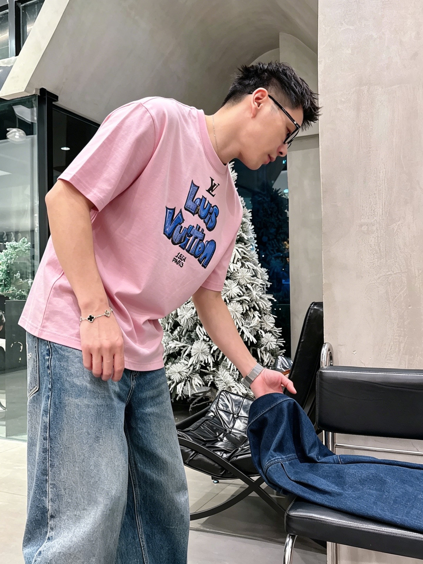 ルイ・ヴィトン「Louis Vuitton」ロゴプリントTシャツ / ショートスリーブ クルーネック