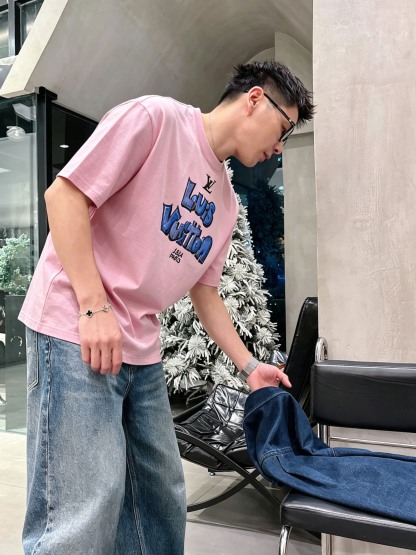 ルイ・ヴィトン「Louis Vuitton」ロゴプリントTシャツ / ショートスリーブ クルーネック
