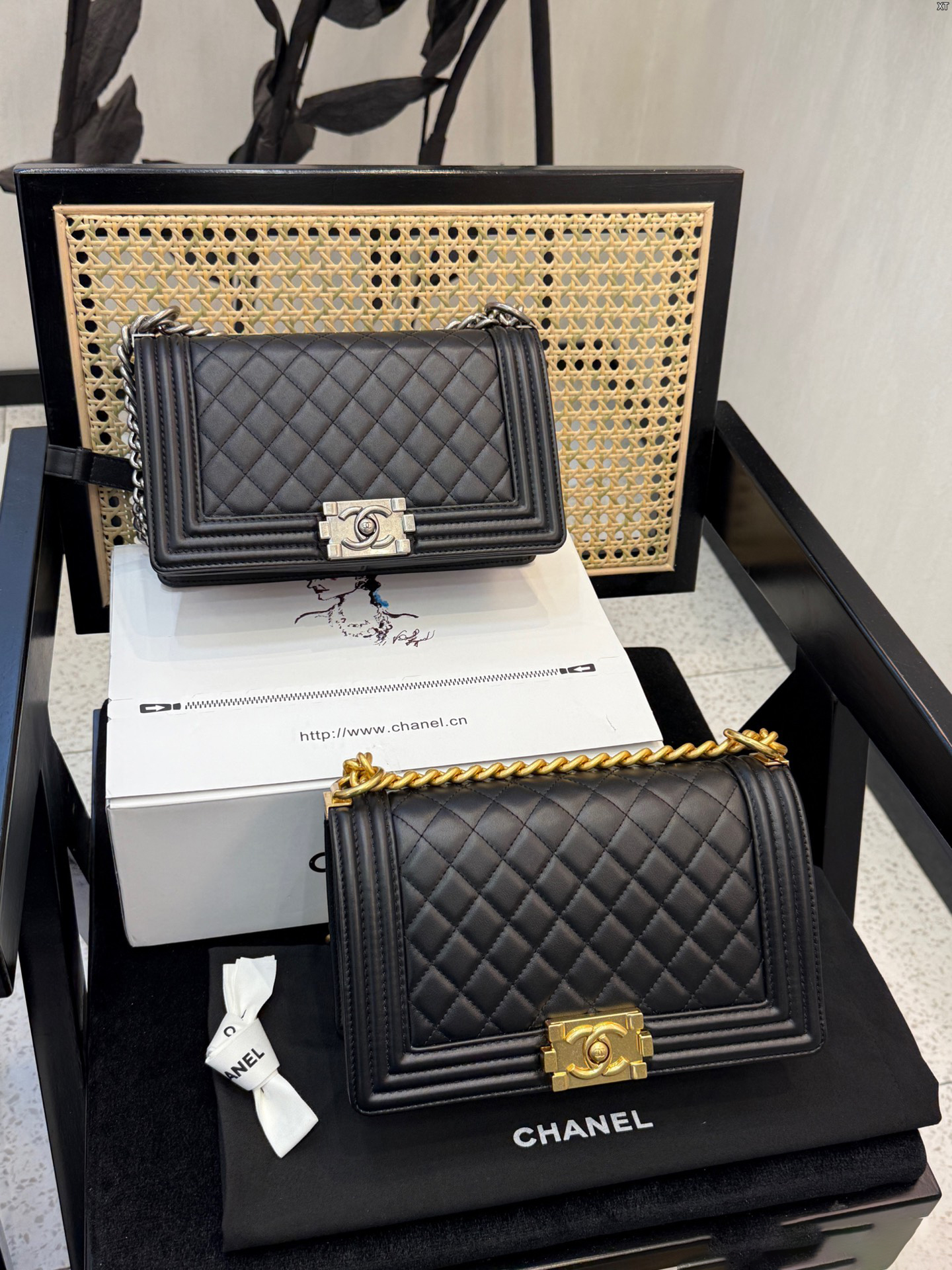 シャネル「Chanel」LE BOY ハンドバッグ 2色-ISETAN PRESTIGE CURATED