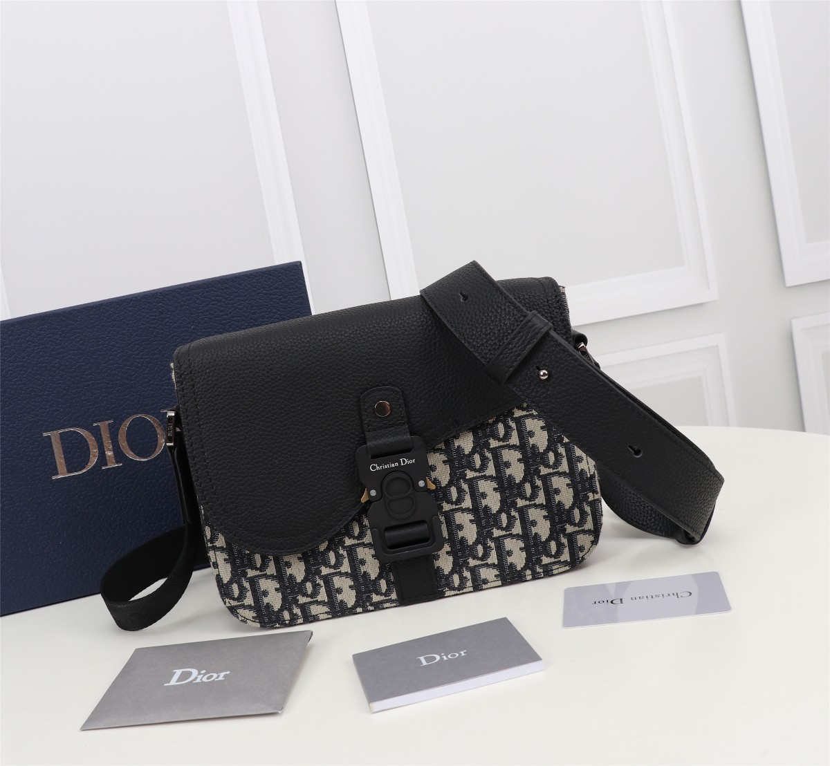 ディオール「Dior」「Oblique」ブラックジャカード＆グレインドレザー カードケース