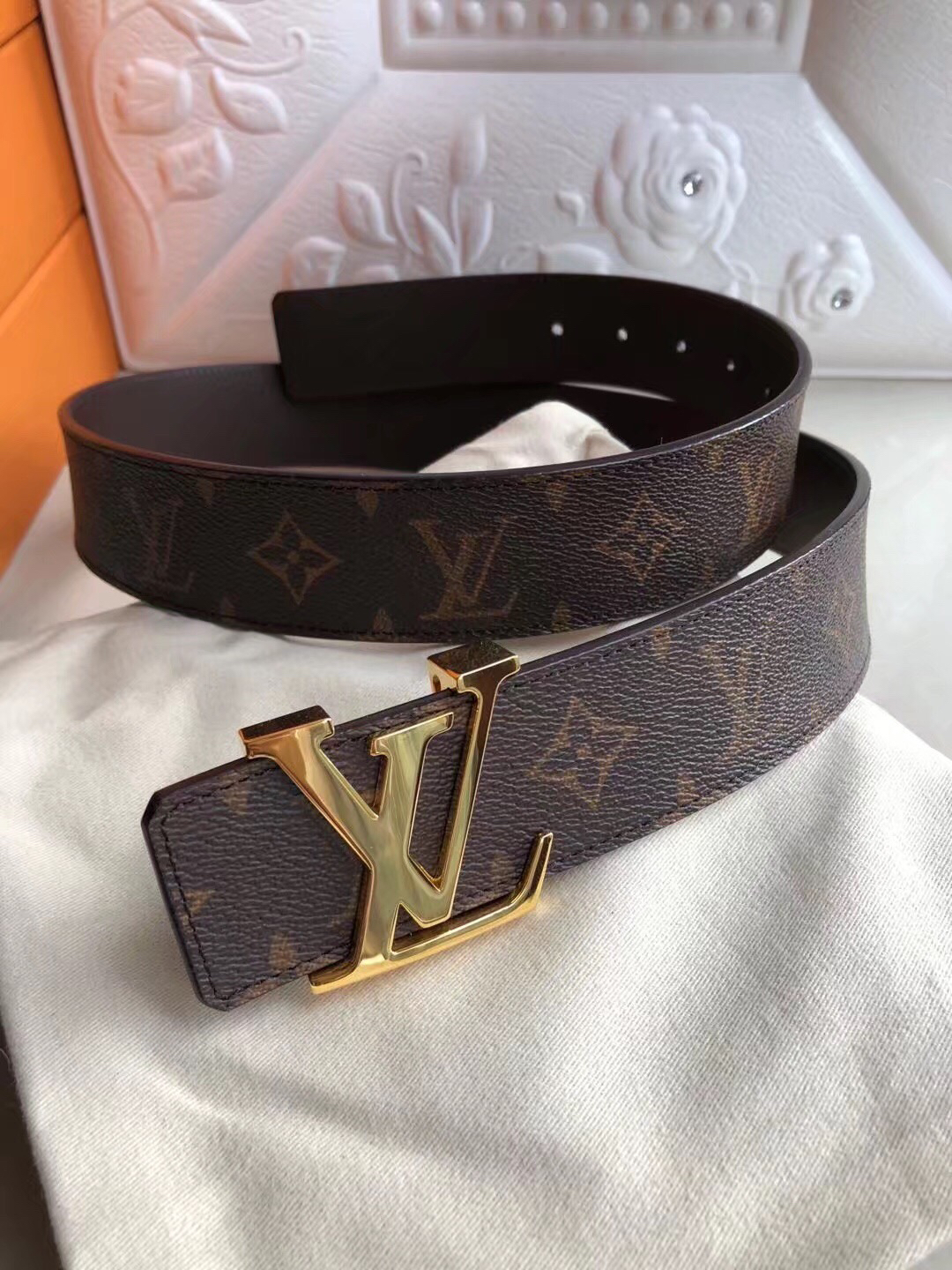 ルイ・ヴィトン「Louis Vuitton」プレミアム トゴレザーベルト / ハイエンドウエストベルト40m