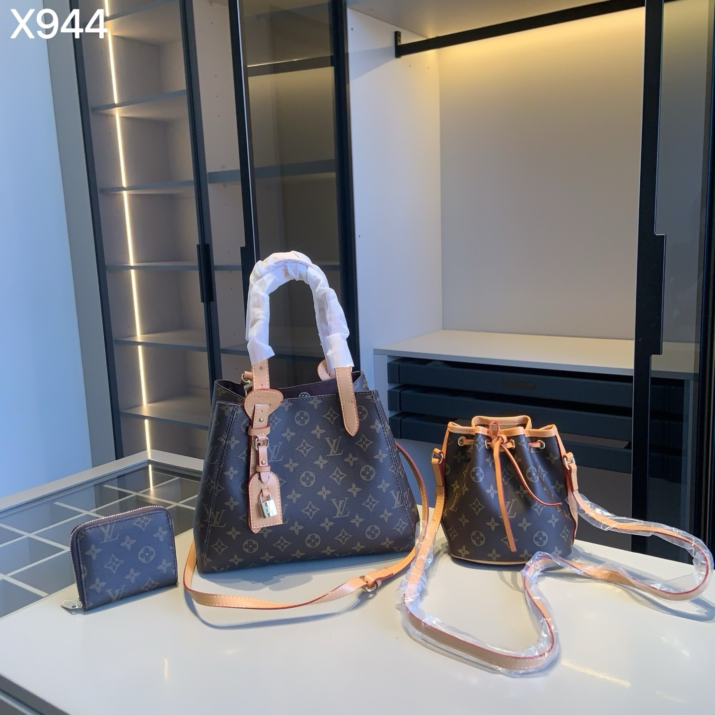 ルイ・ヴィトン「Louis Vuitton」ルイ・ヴィトン マルチポシェット アクセサリーズ 3点セット / ショルダーバッグ