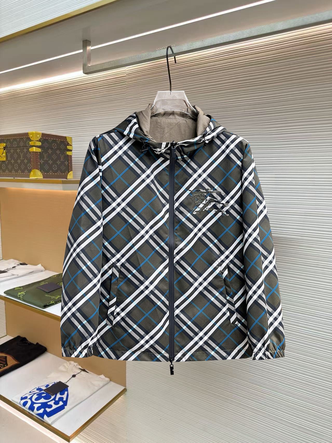 バーバリー「Burberry」バーバリー リバーシブル ジャケット / アウター