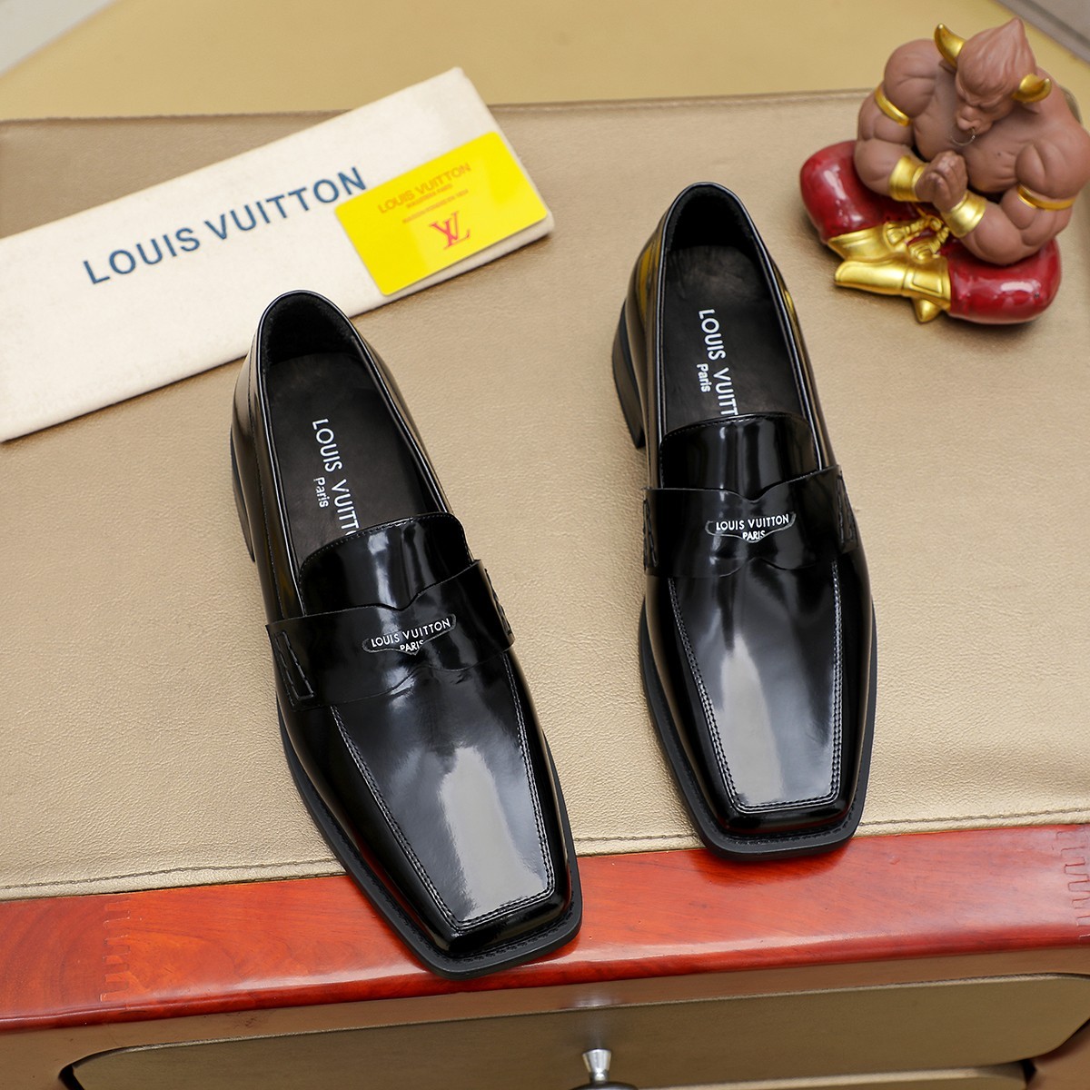 ルイ・ヴィトン「Louis Vuitton」ルイ・ヴィトン ビジネスレザーシューズ / ドレスシューズ