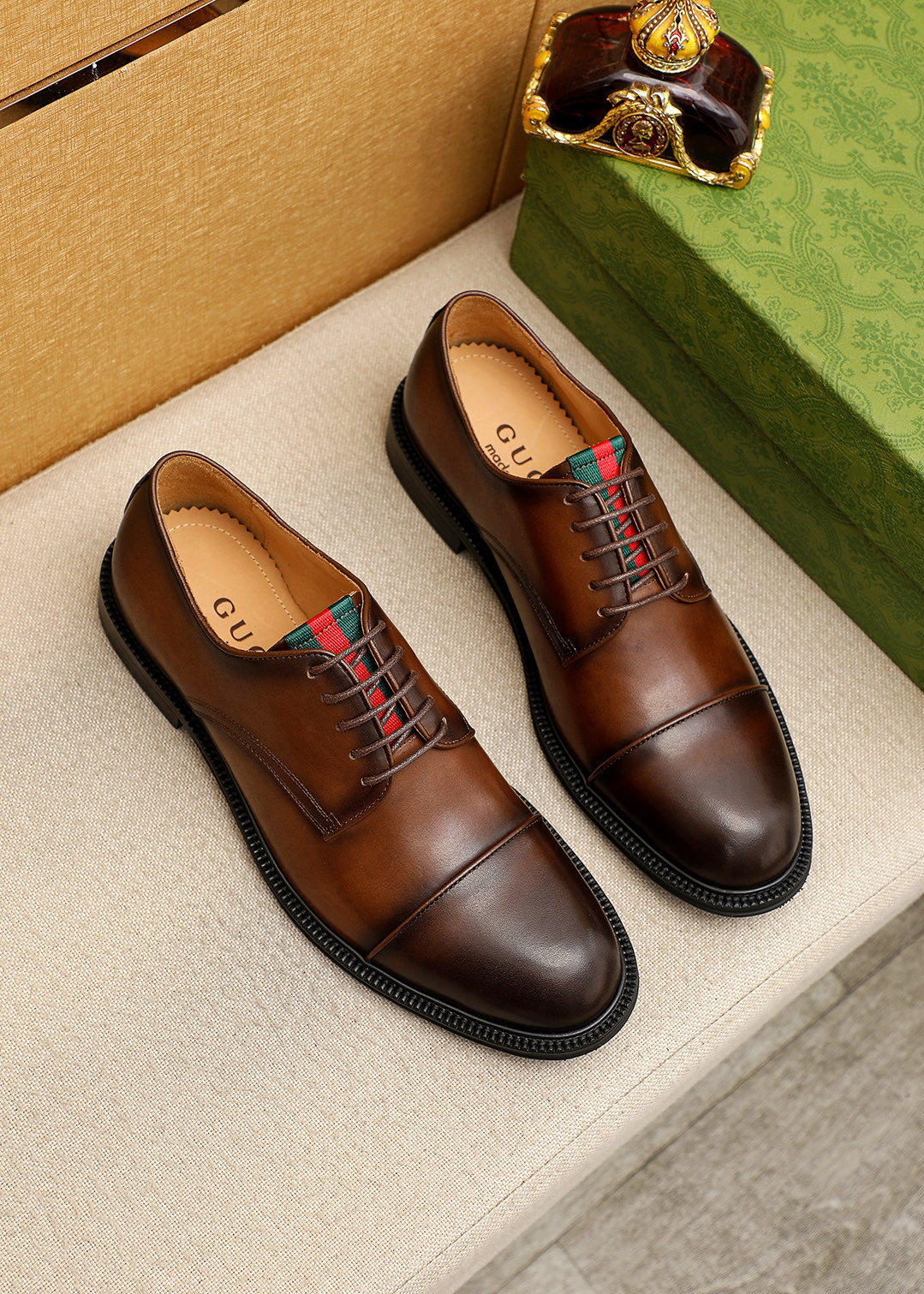 グッチ「Gucci」グッチ ビジネスレザーシューズ / ドレスシューズ