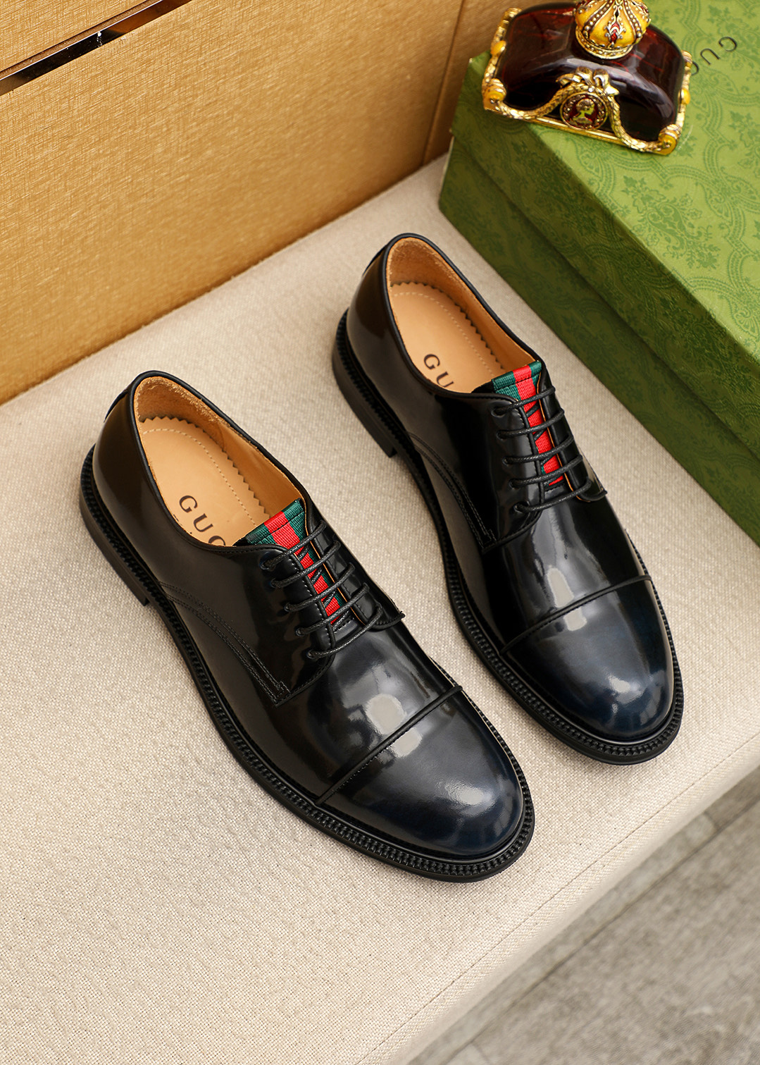 グッチ「Gucci」グッチ ビジネスレザーシューズ / ドレスシューズ