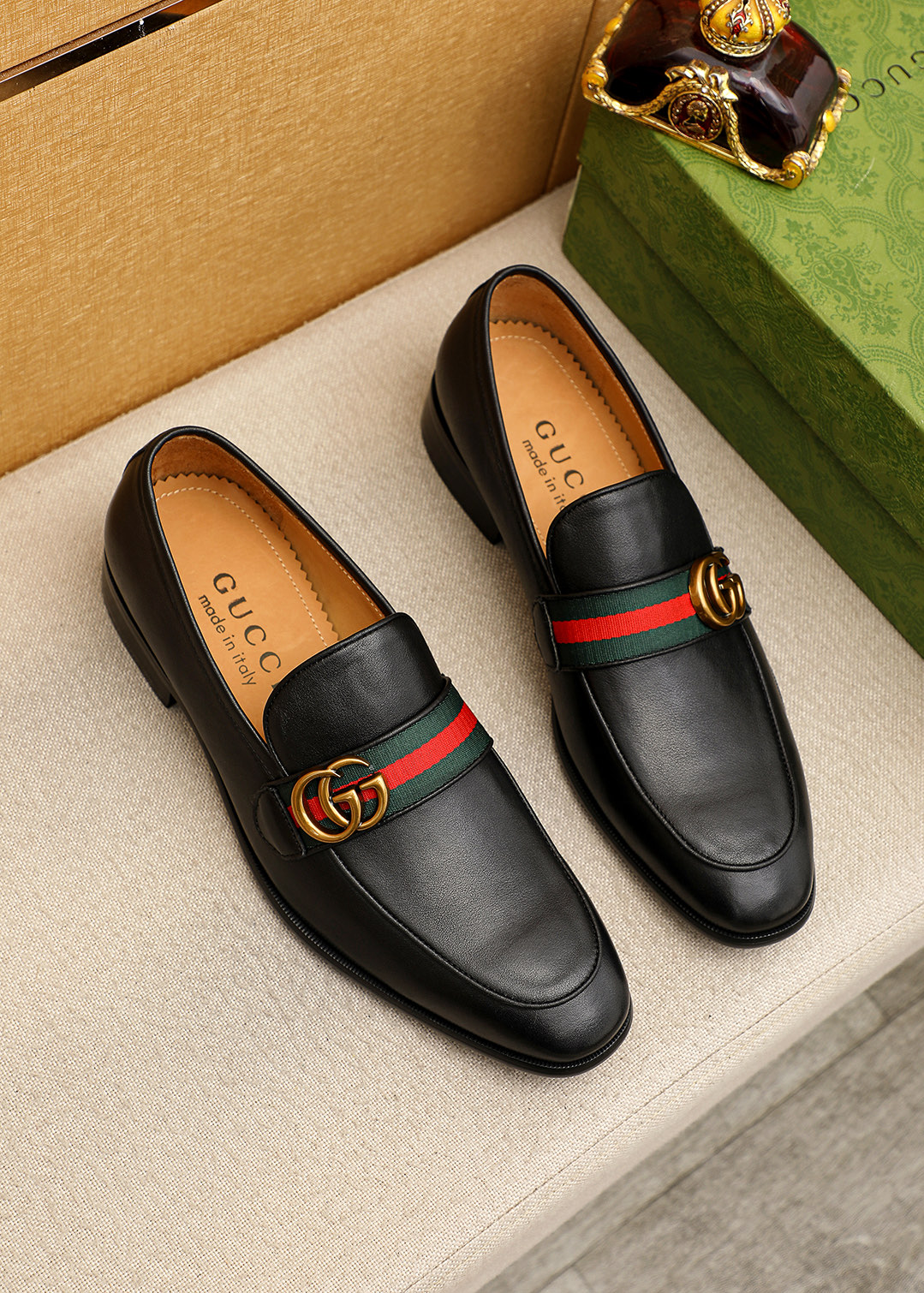 グッチ「Gucci」グッチ ビジネスレザーシューズ / ドレスシューズ