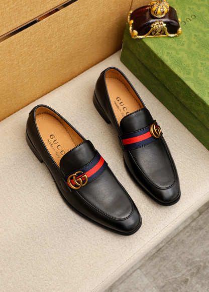 グッチ「Gucci」グッチ ビジネスレザーシューズ / ドレスシューズ