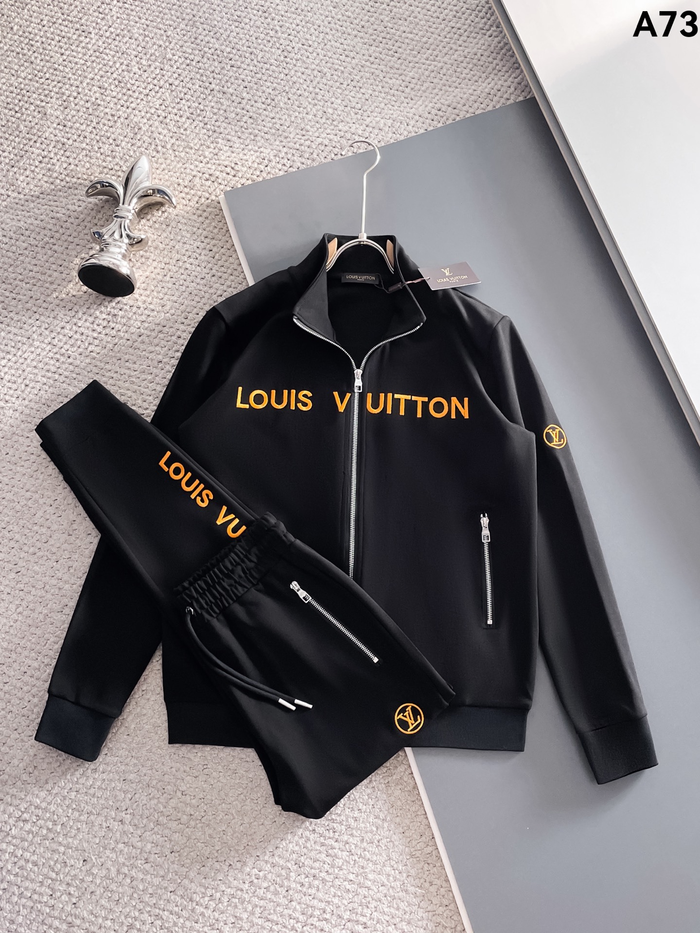 ルイ・ヴィトン「Louis Vuitton」Set in stock セットアップ / 2026年秋冬 カジュアルウェア