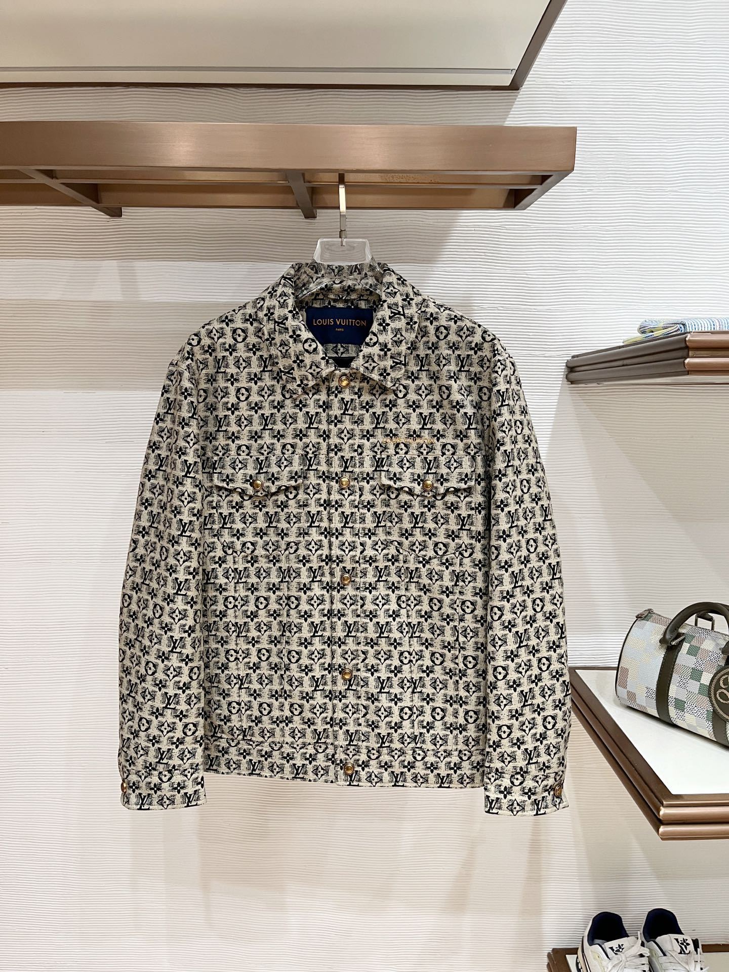 ルイ・ヴィトン「Louis Vuitton」モノグラム柄 ジャカード フリップカラー ジャケット / ワークジャケット