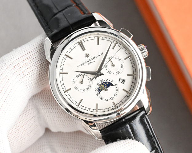 ヴァシュロン・コンスタンタン［Vacheron Constantin］伝承アプデグレードシリーズ 自動機械式腕時計41MM
