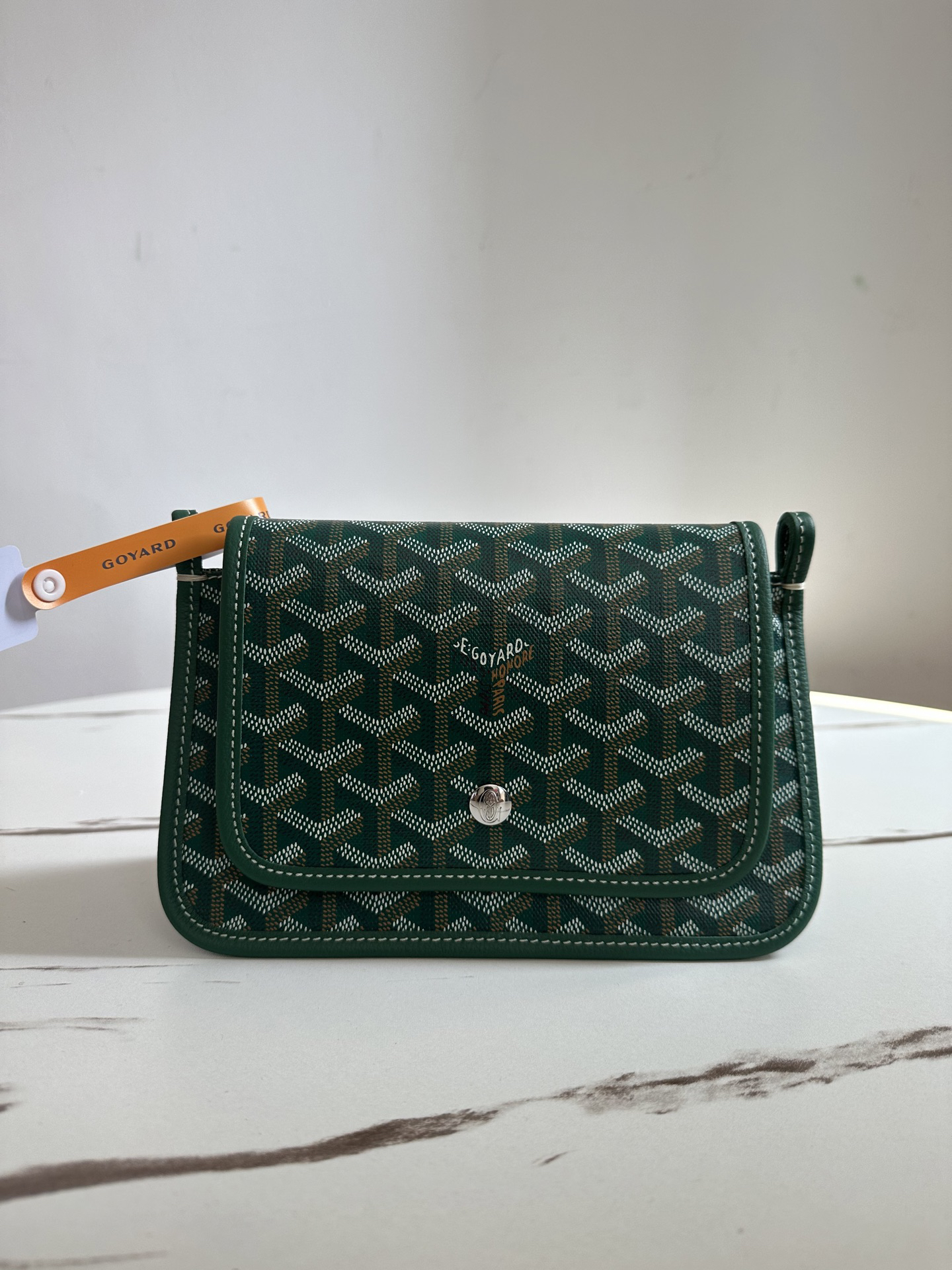 ゴヤール「Goyard」 Plume グリーン エンベロープバッグ