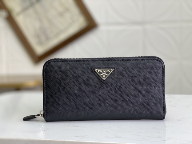 プラダ「PRADA」サフィアーノレザー 財布