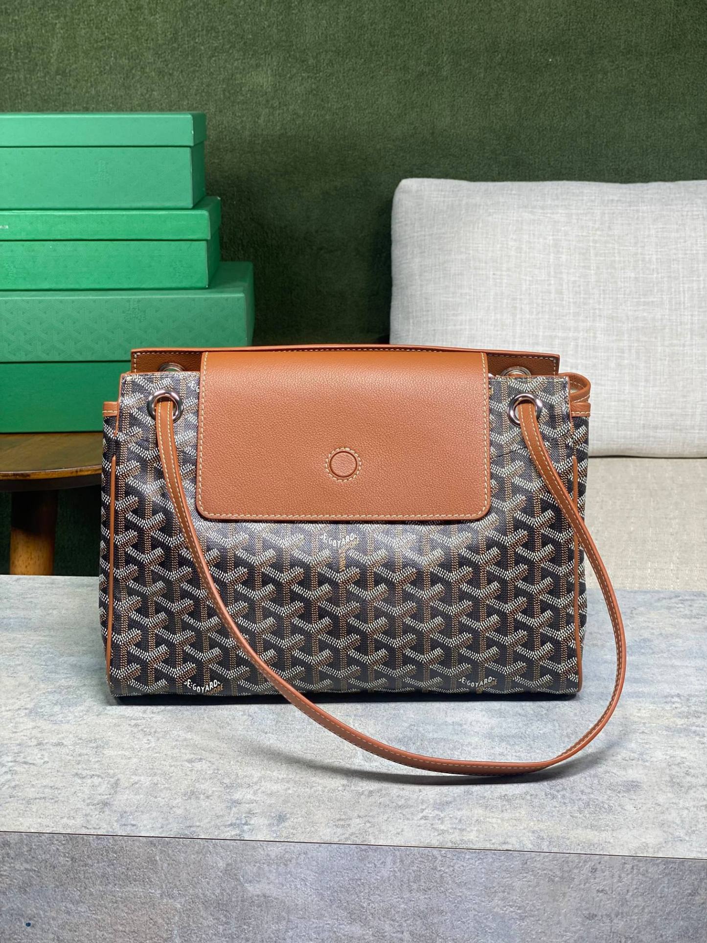 ゴヤール「Goyard」 Rouette ゴヤルディーヌ ショルダーバッグ