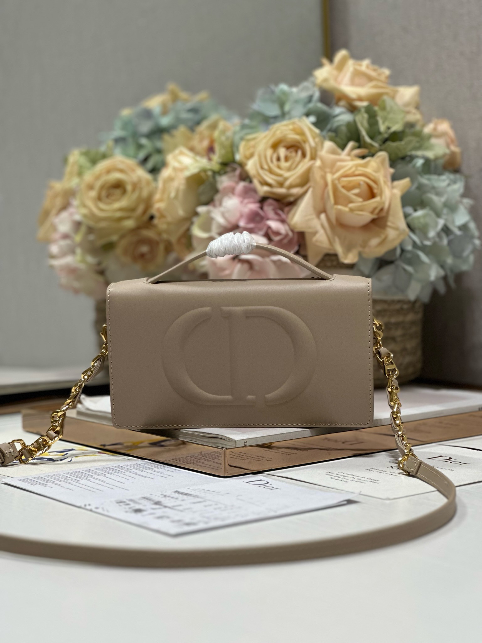 ディオール「Dior」CD SIGNATURE ミニ チェーン バッグ「アプリコット」