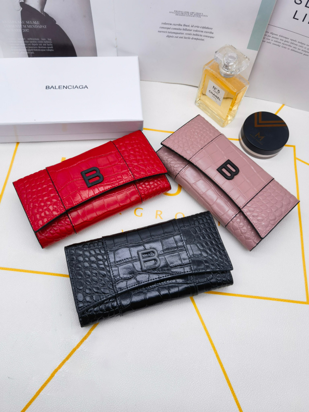 バレンシアガ「Balenciaga」ウォレット 財布 3色