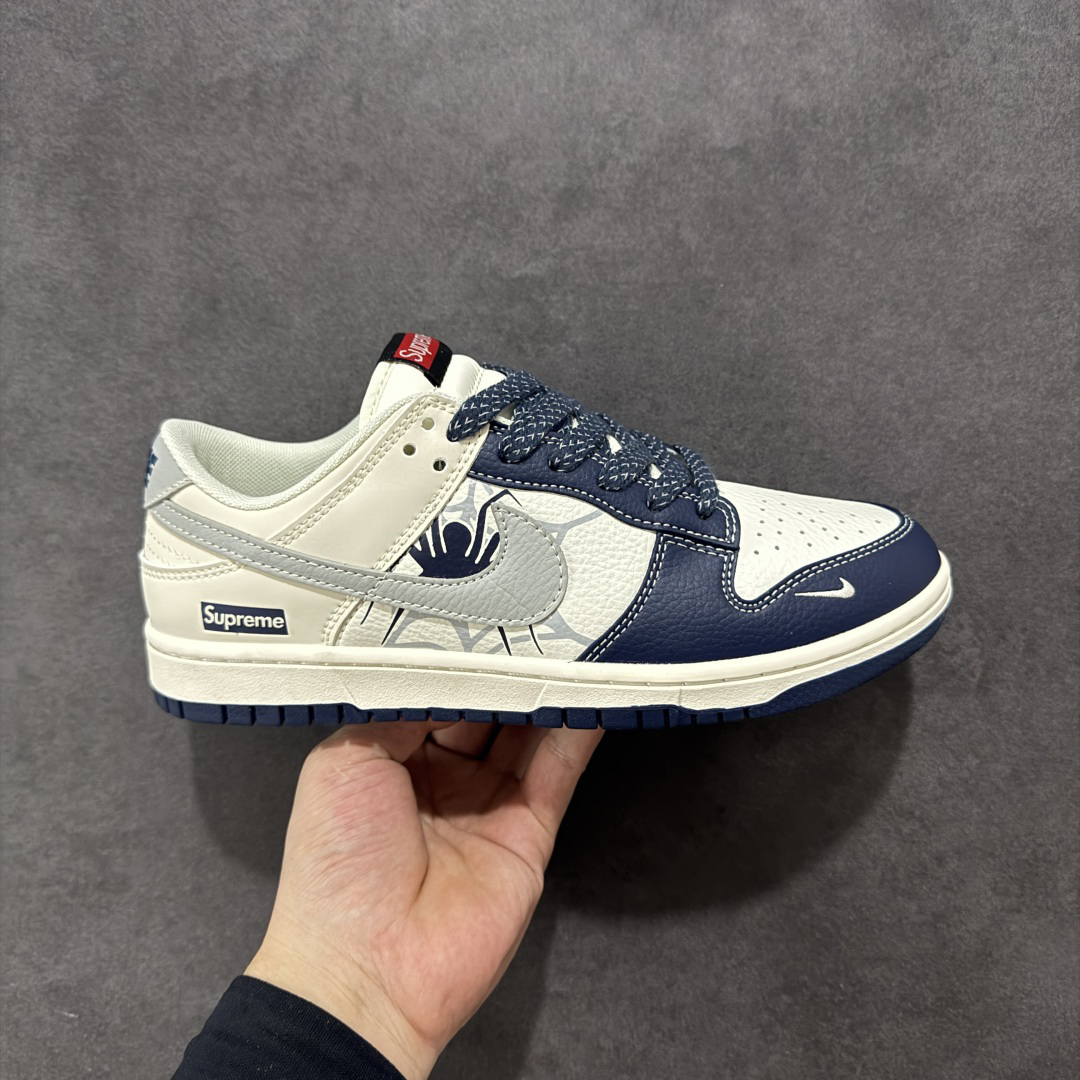 「コラボモデル」Supreme x Nike SB Dunk Low スニーカー