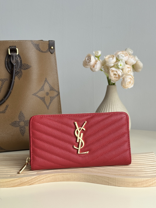 モノグラム・サンローラン「Saint Laurent」フルジップウォレット（グレインパウダーテクスチャー キルティングレザー）