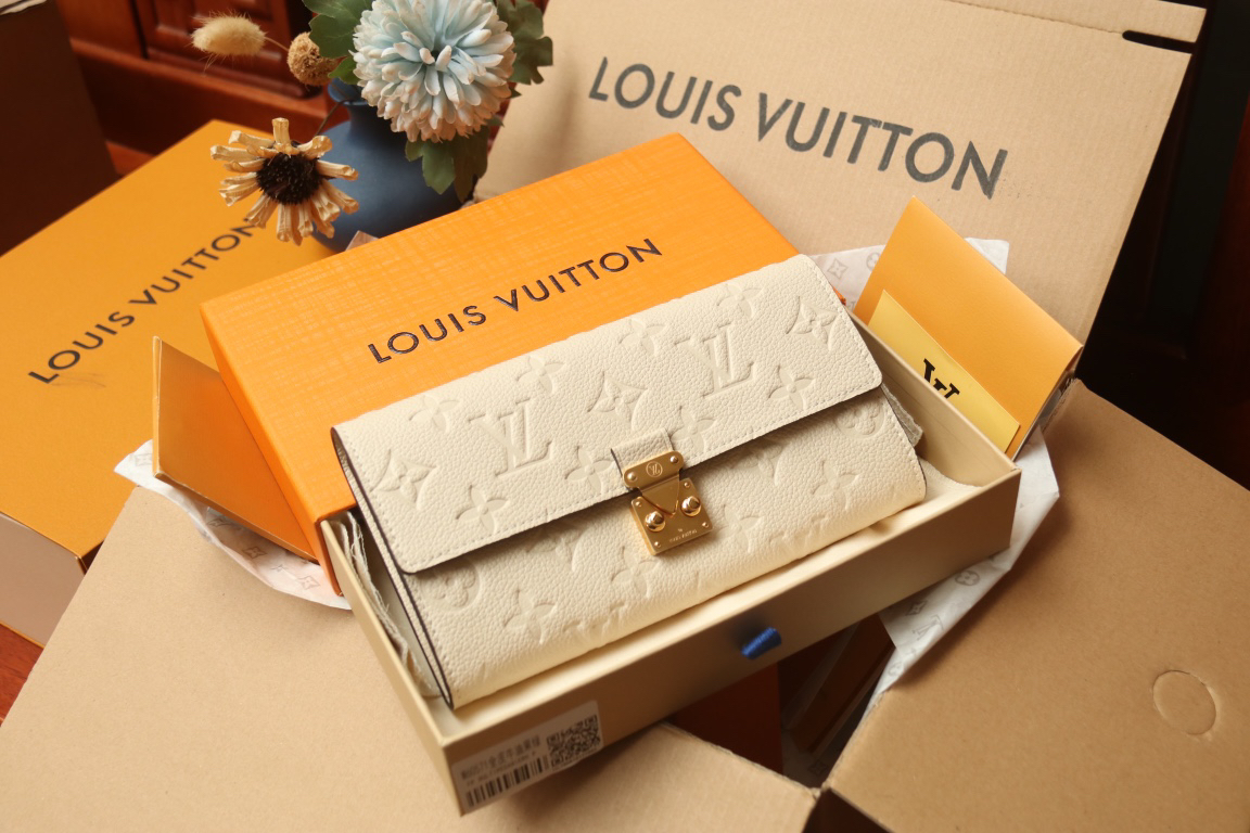 ルイ・ヴィトン「Louis Vuitton」ポルトフォイユ･サラ メティス