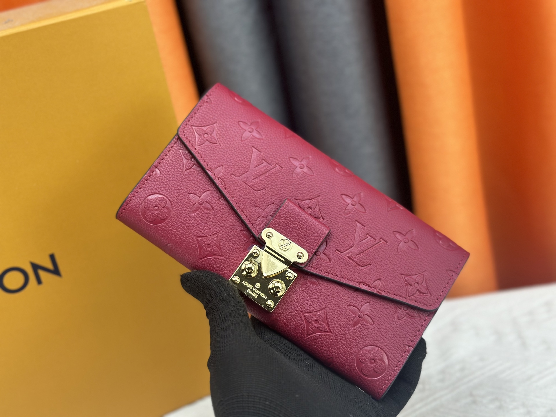 ルイ・ヴィトン「Louis Vuitton」ポルトフォイユ･サラ メティス