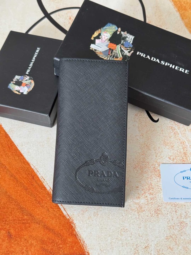 プラダ「Prada」 クラシック スーツケース ウォレット