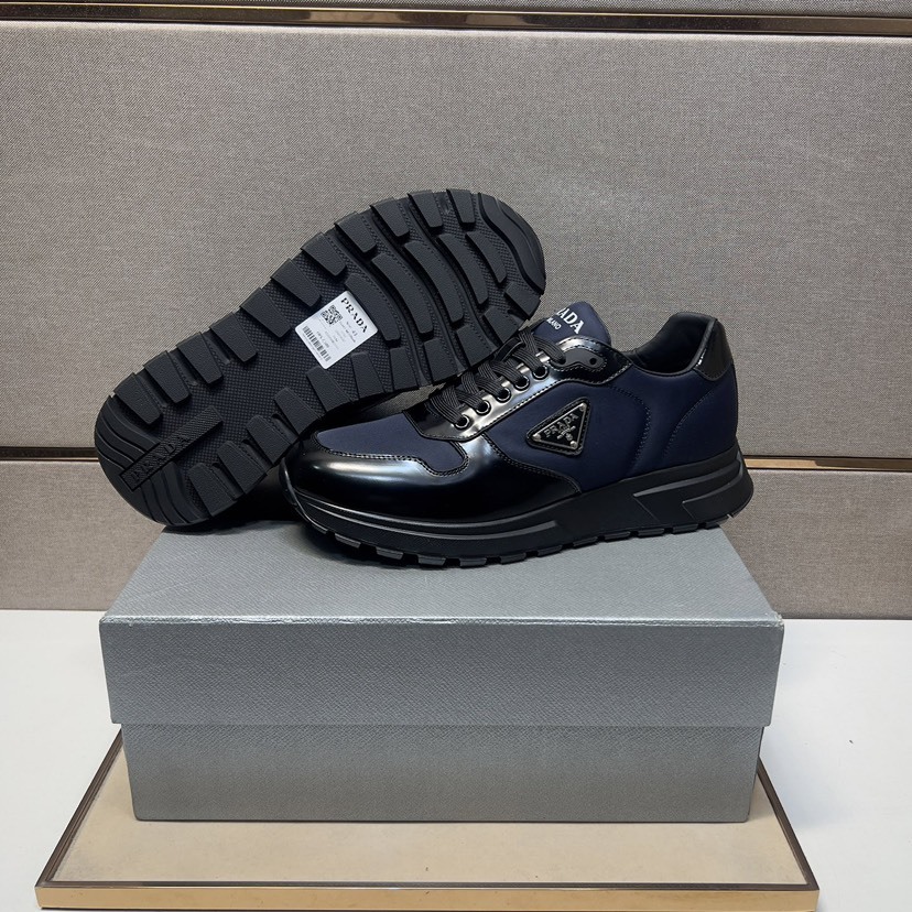 プラダ「Prada」プラダ プレミアムスニーカー (2026年春夏モデル) / レザースニーカー