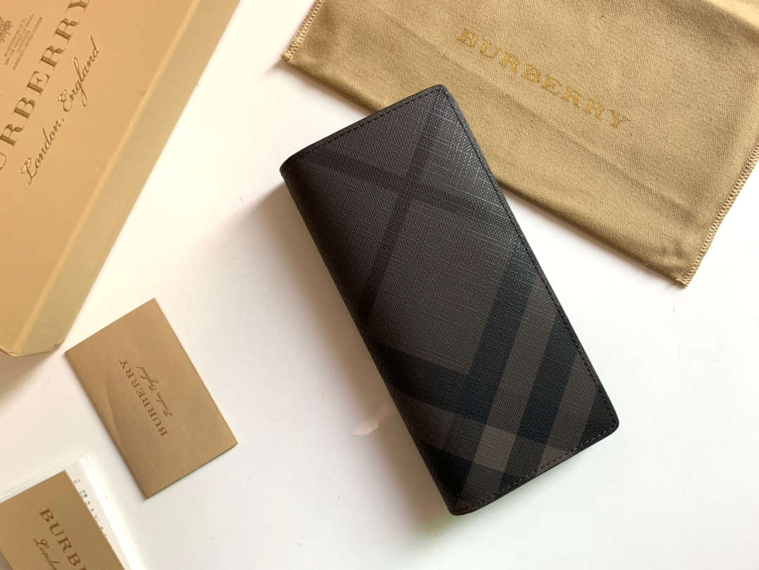 バーバリー「Burberry」London チェック 二つ折り財布