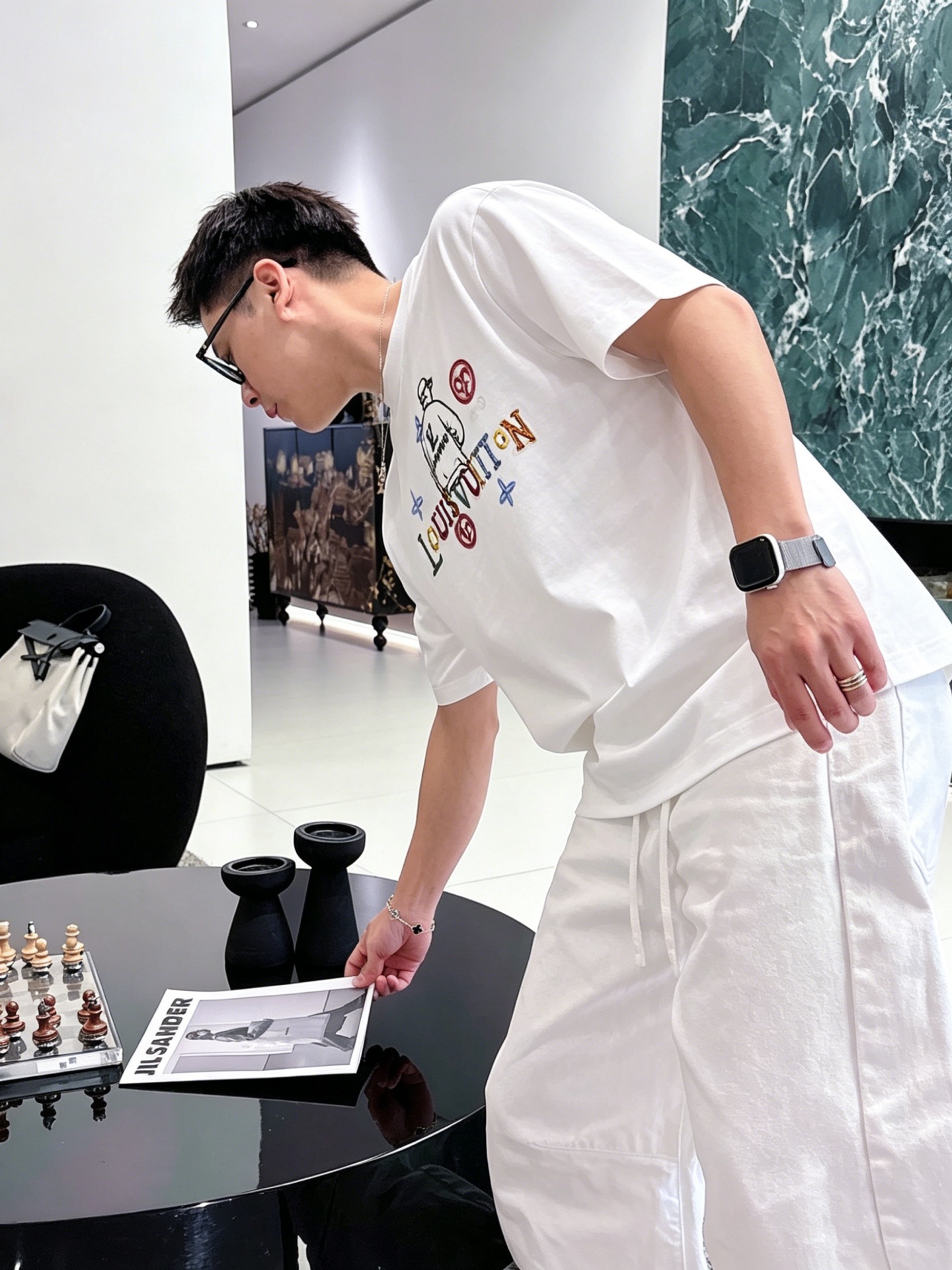 ルイ・ヴィトン「Louis Vuitton」ロゴプリントTシャツ / ショートスリーブ クルーネック