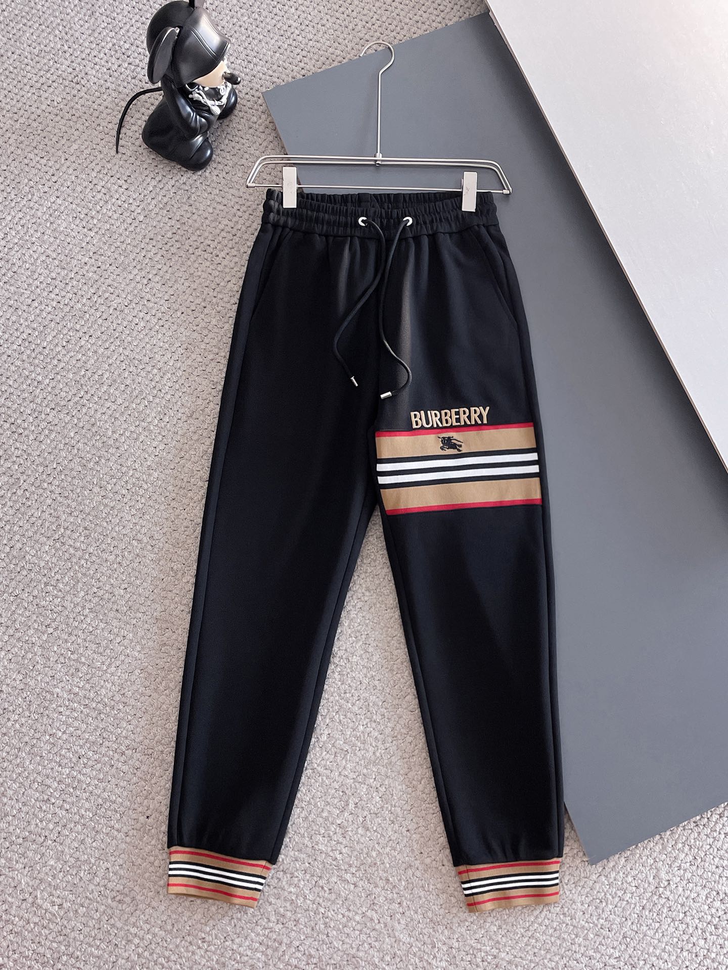 バーバリー「Burberry」秋冬 メンズ  カジュアルスポーツセット