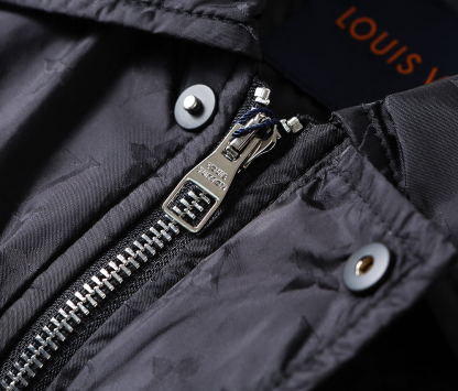 ルイ・ヴィトン「Louis Vuitton」秋冬コレクション クイルテッド ジャケット