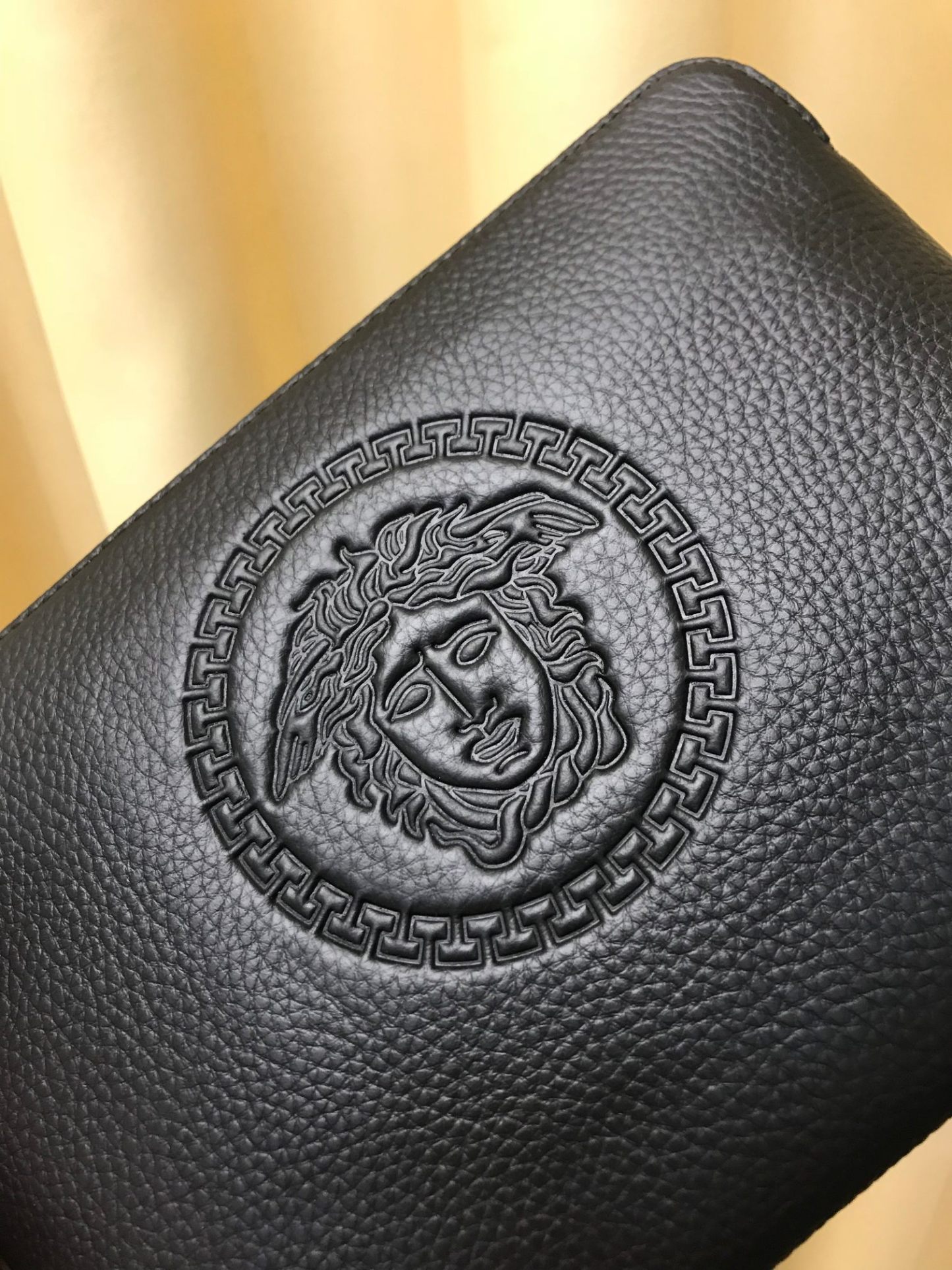 ヴェルサーチ「Versace」メデューサ クラッチバッグ