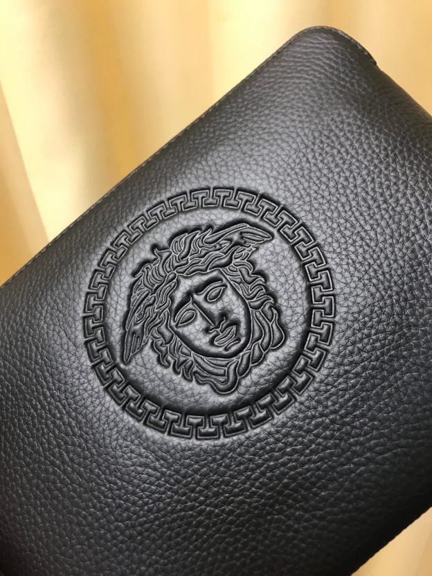 ヴェルサーチ「Versace」メデューサ クラッチバッグ
