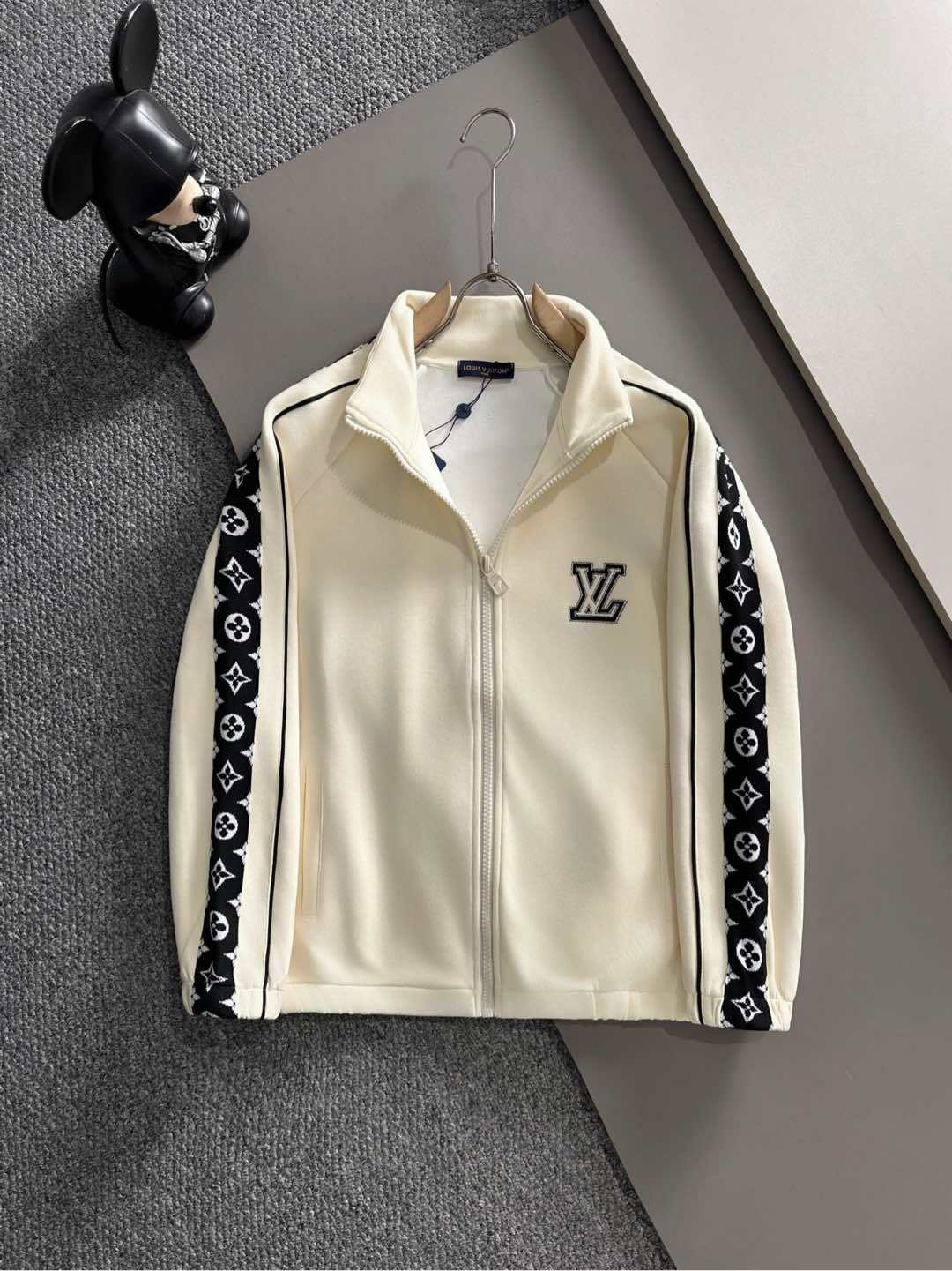 ルイ・ヴィトン「Louis Vuitton」秋冬 メンズ  カジュアルスポーツセット