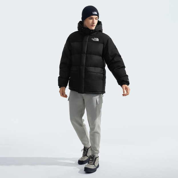 The North Face2 2024 年モデルの新商品、アイコンシリーズのヒマラヤ産ガチョウの羽毛で防風効果のあるダウンジャケットです