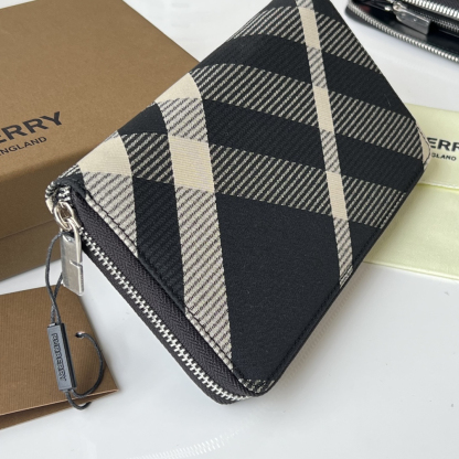 バーバリー「Burberry」ロンドン チェーン ジップ ウォレット