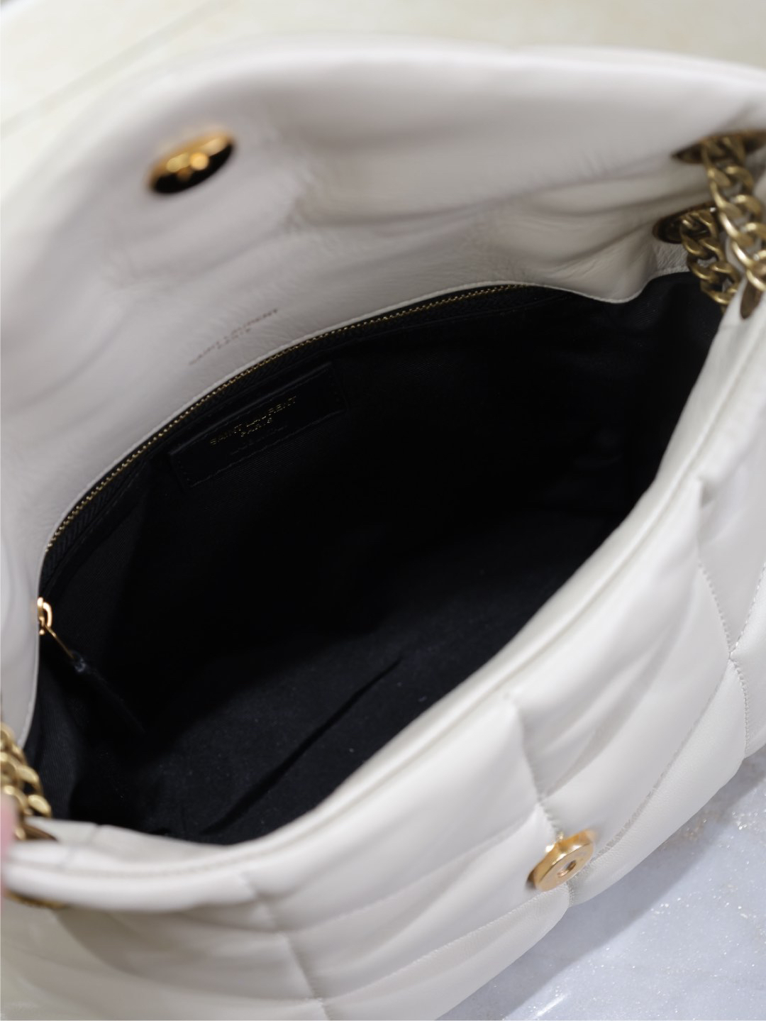2026SAINT LAURENT ロウロウ パフ ショルダーバッグ