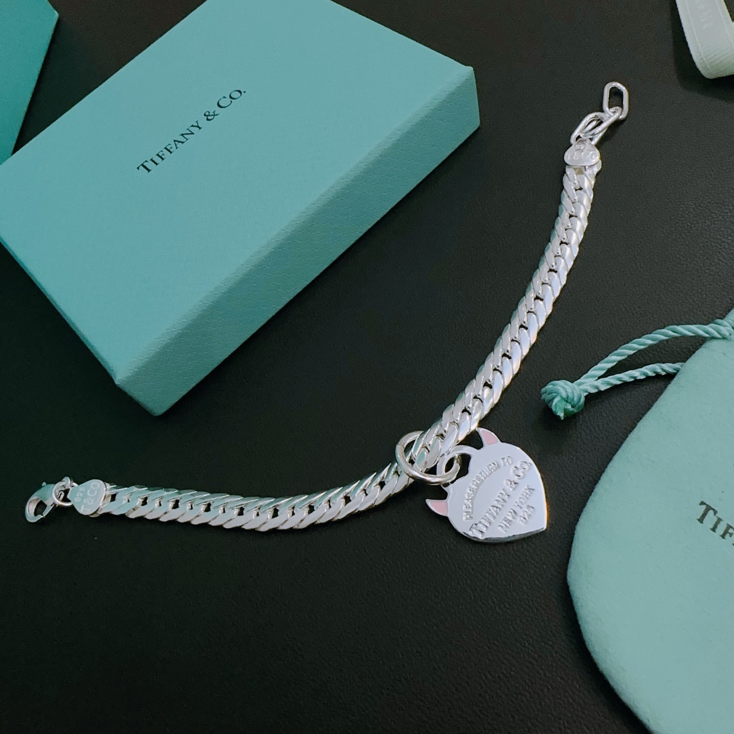 ティファニー「Tiffany & Co.」ポリッシュドシルバーリンク ブレスレット