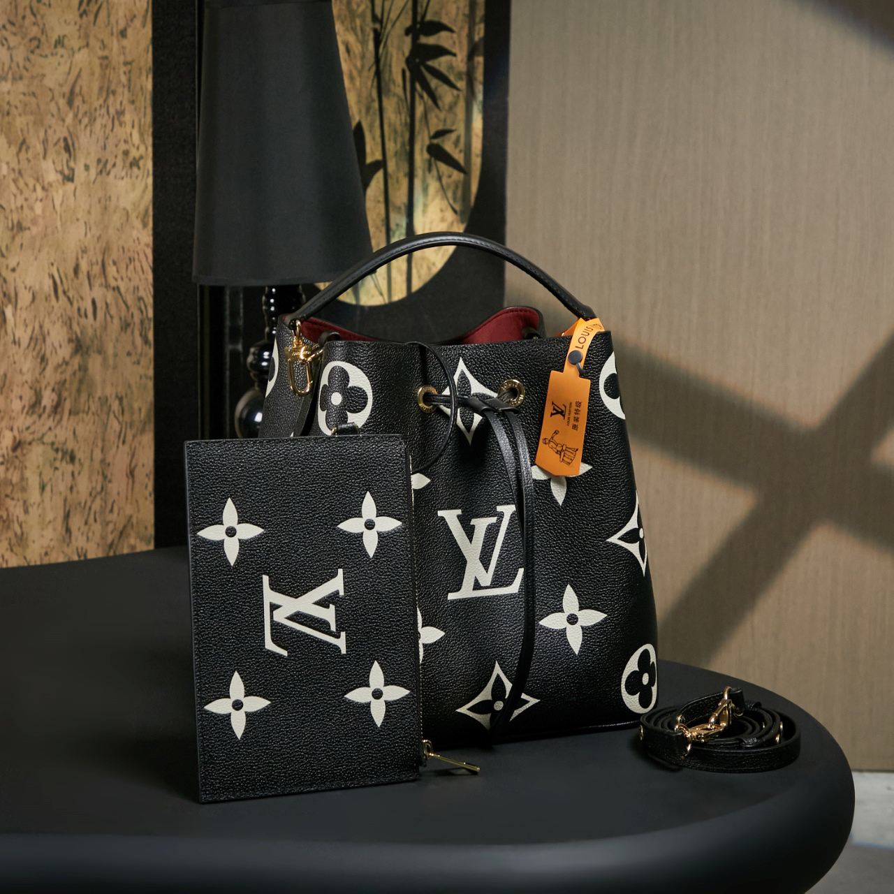 ルイ・ヴィトン「Louis Vuitton」ネオノエ MM