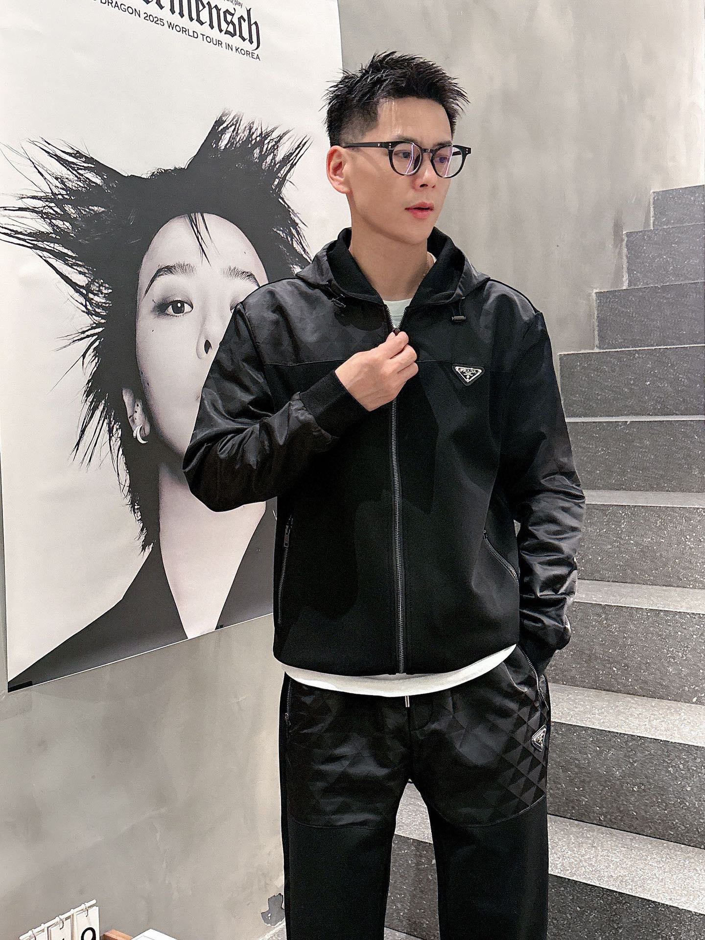 プラダ「Prada」秋冬 メンズ  カジュアルスポーツセット