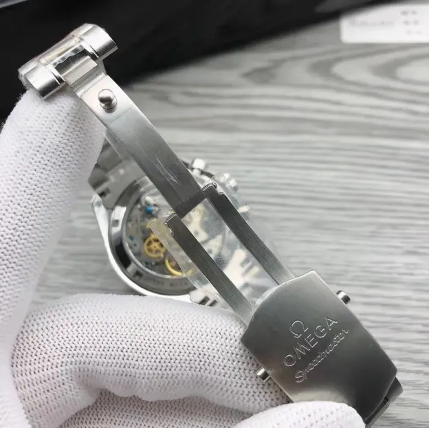 オメガ「Omega」スピードマスター ムーンウォッチ プロフェッショナル 42MM