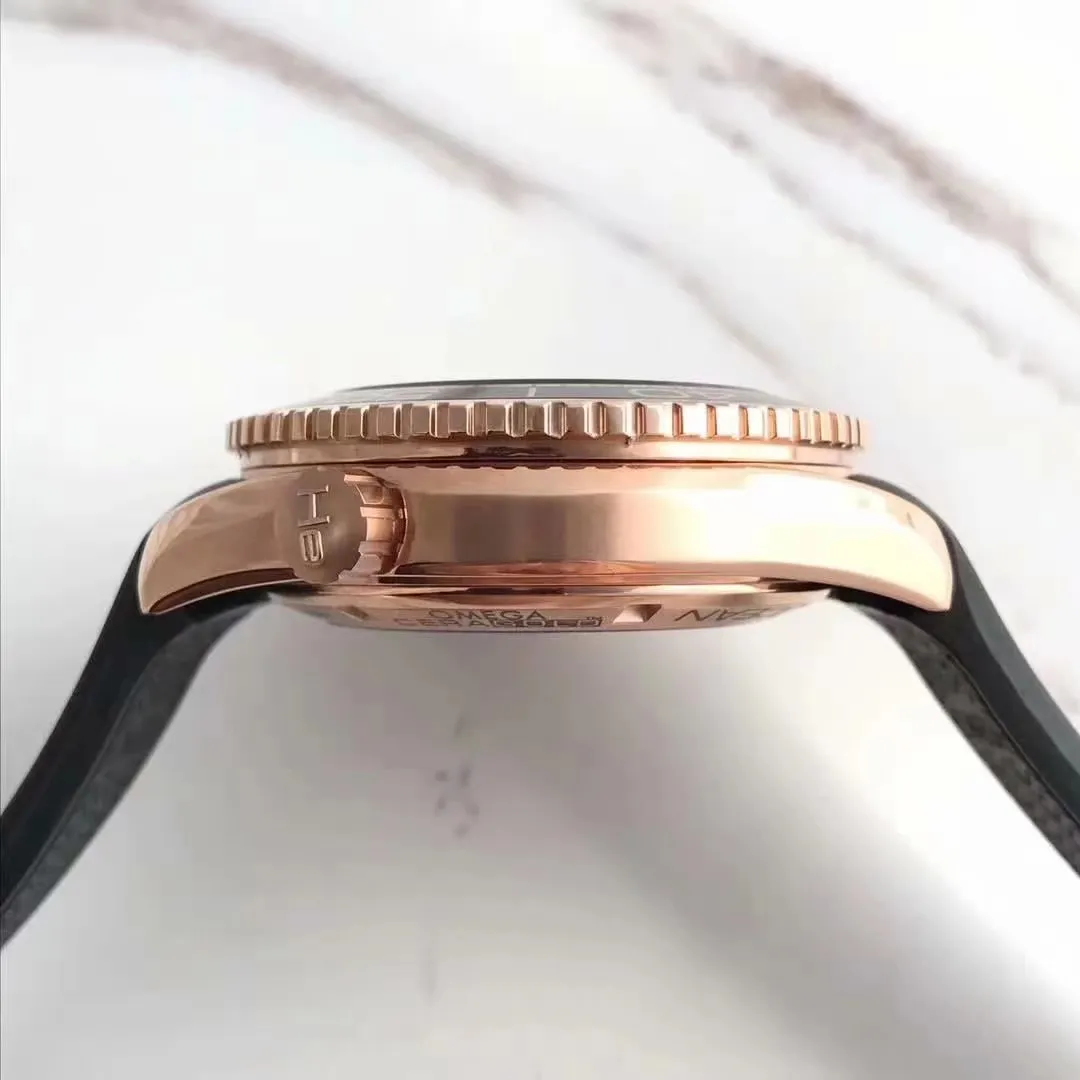 オメガ「Omega」シーマスター コレクション メンズウォッチ45MM